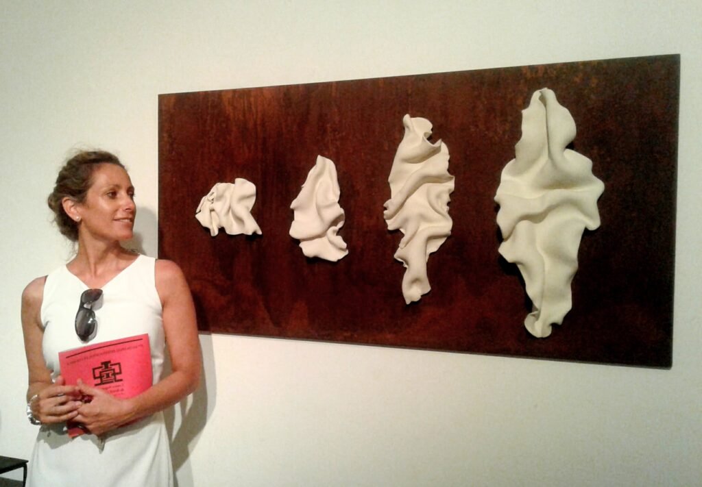 Karina-Lopez-Sitja-Ceramic-Sculpture-2.jpg